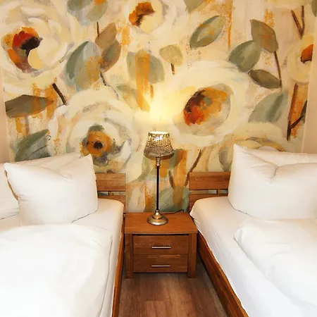 Appartement Am Paradiese 74 *